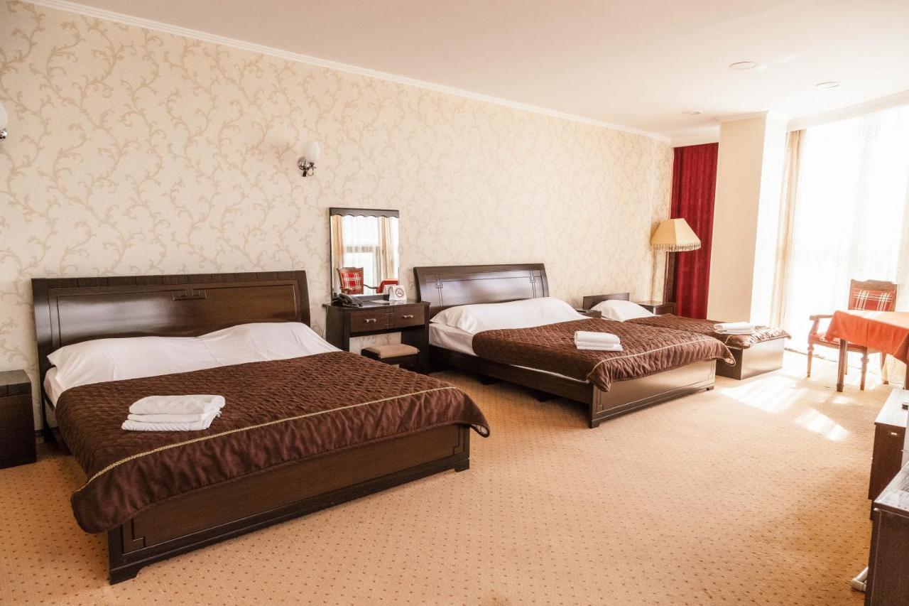 Golden Palace Aktau  Eksteriør billede