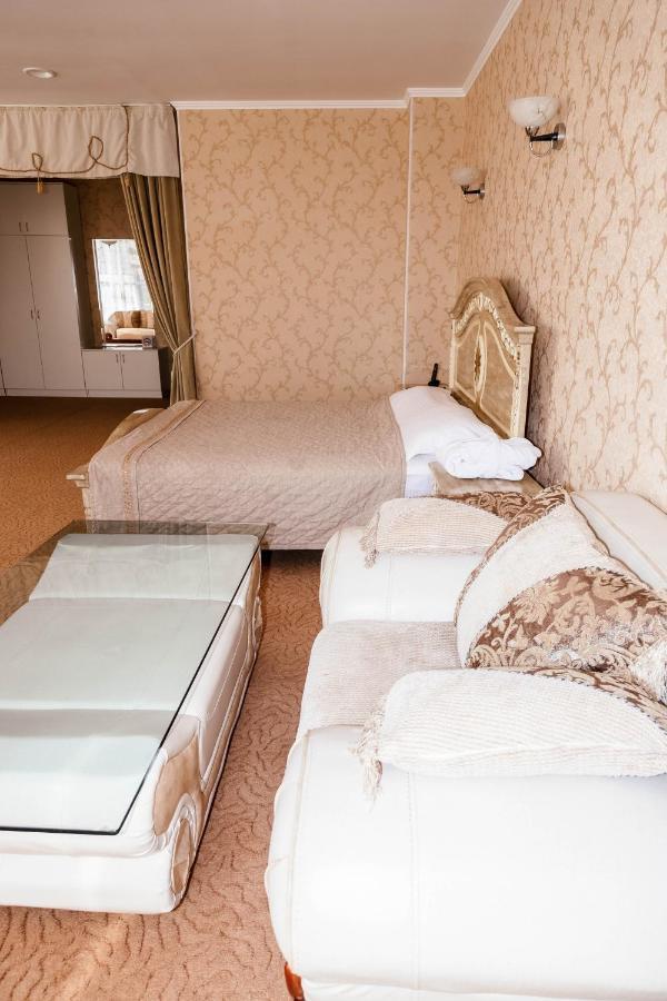 Golden Palace Aktau  Eksteriør billede