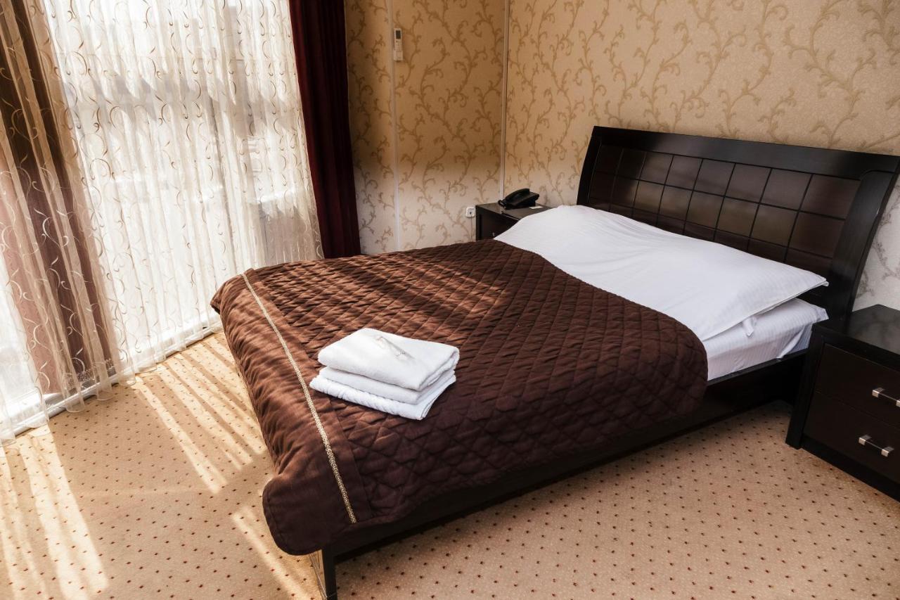 Golden Palace Aktau  Eksteriør billede