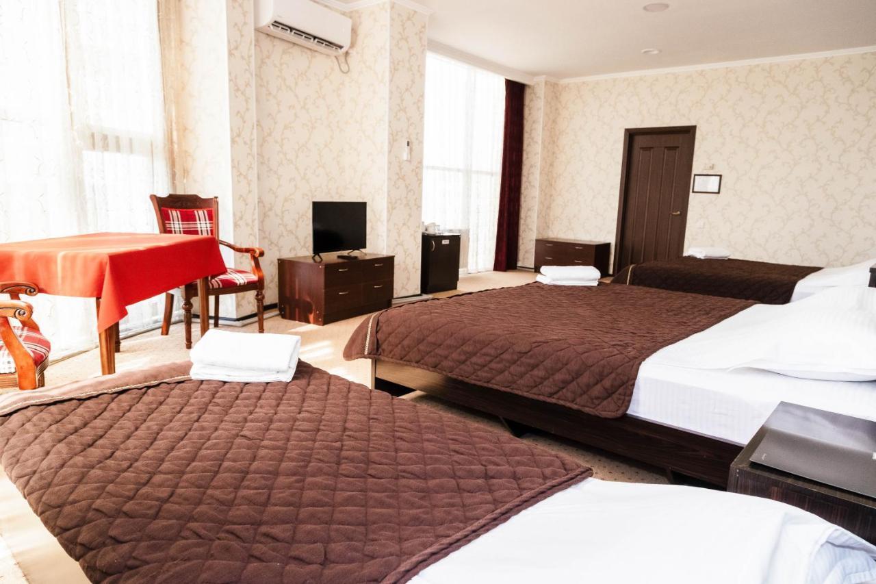 Golden Palace Aktau  Eksteriør billede